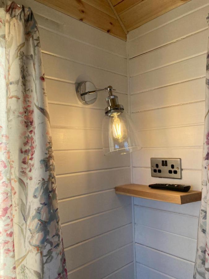 The Cedar Tiny House Coldingham Exterior foto